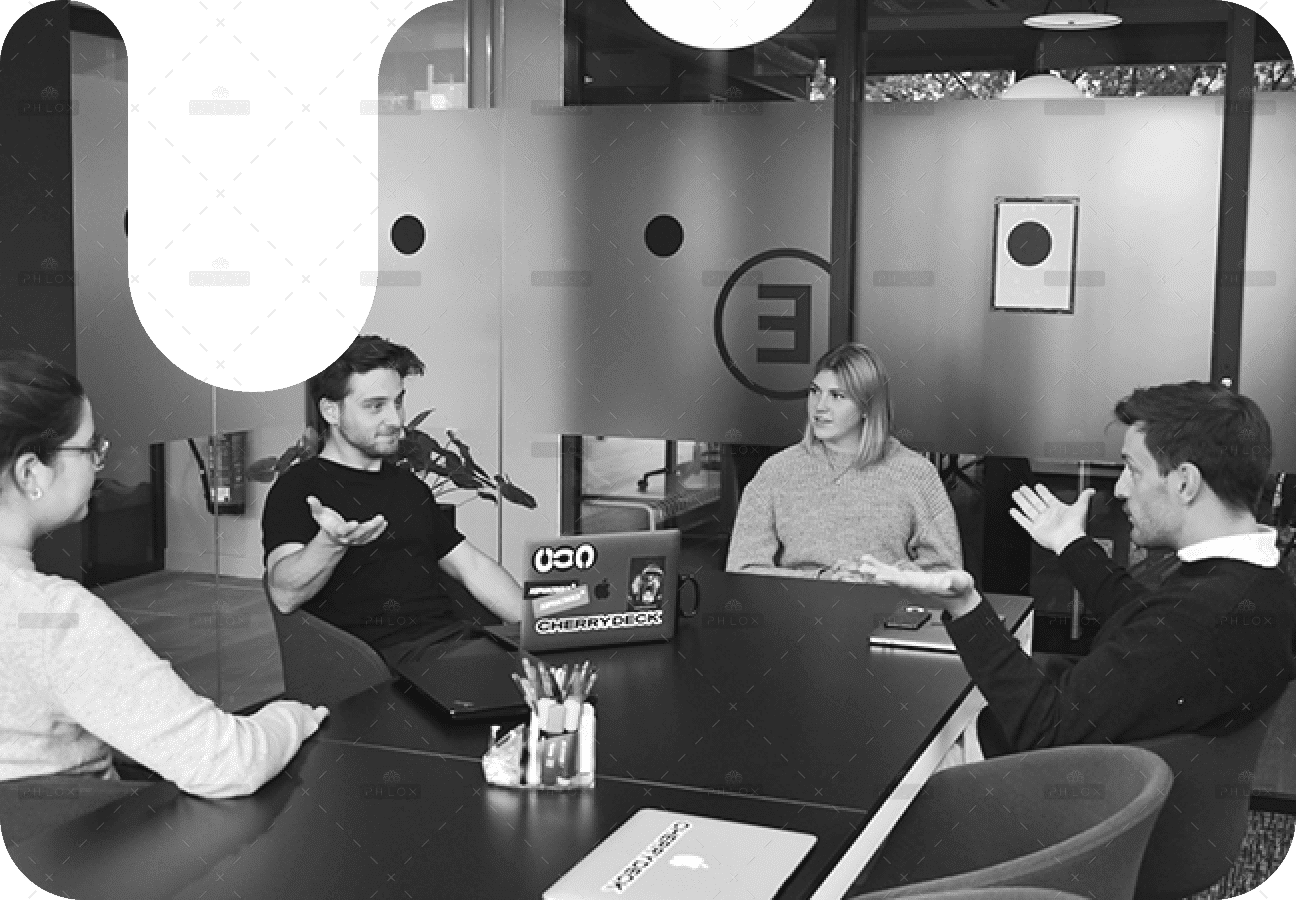 demo-attachment-1936-Subtract